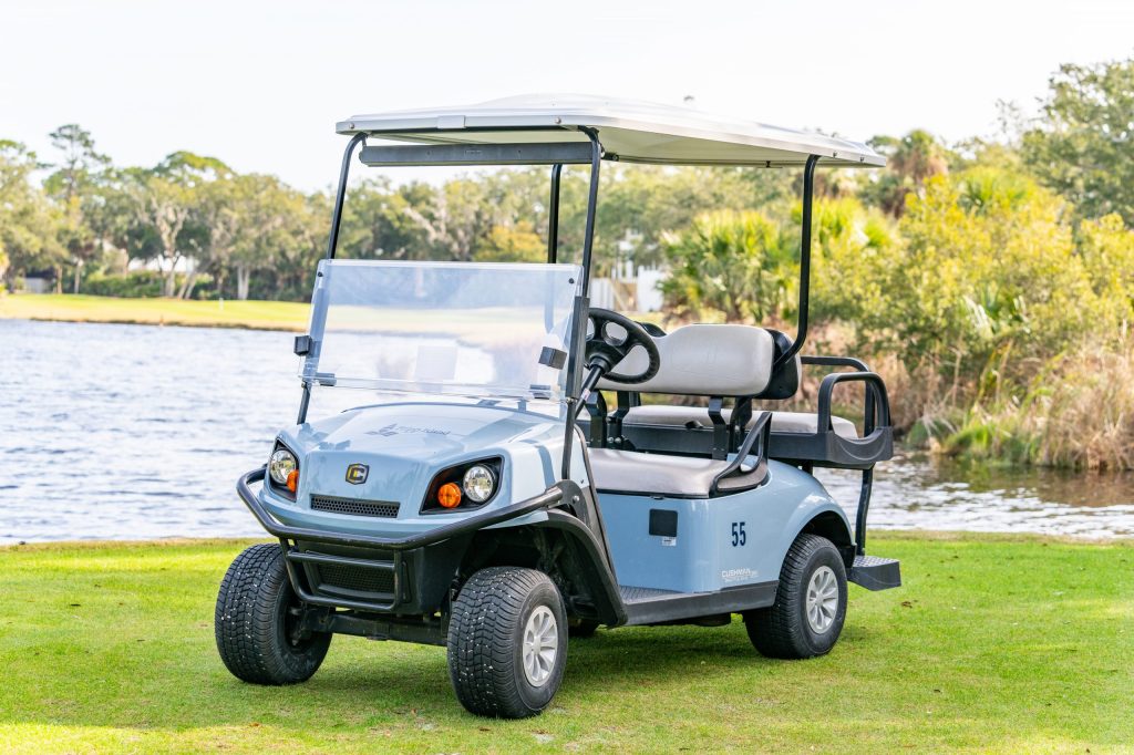 Optimal Timing: When Should You Book Your Golf Cart Rental?
