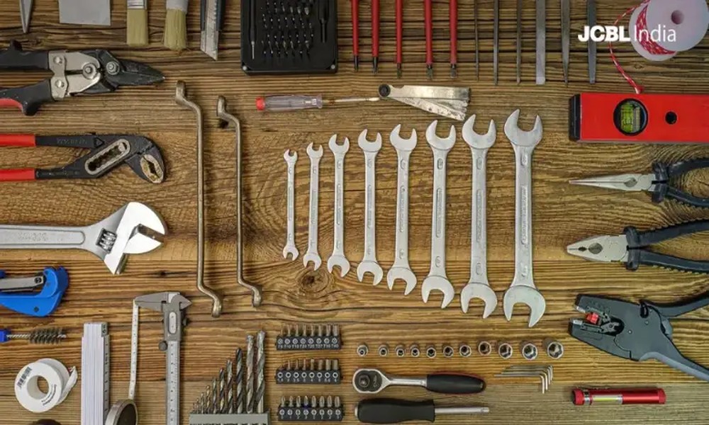 What Are Professional Hand Tools?